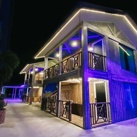 Mangrove Floating Chalet Kukup Exterior foto